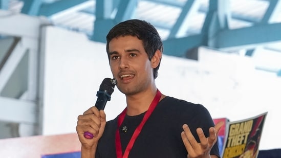 Image of Dhruv Rathee in CJP protest