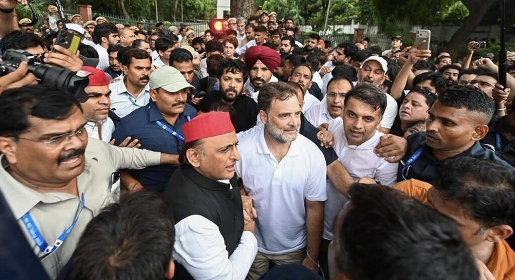 Image of INDIA Protest against CEC